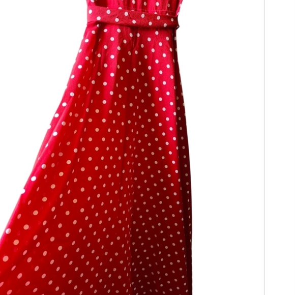 Red Flutter Sleeve V-Neck Maxi Dress - Picture 4 of 10